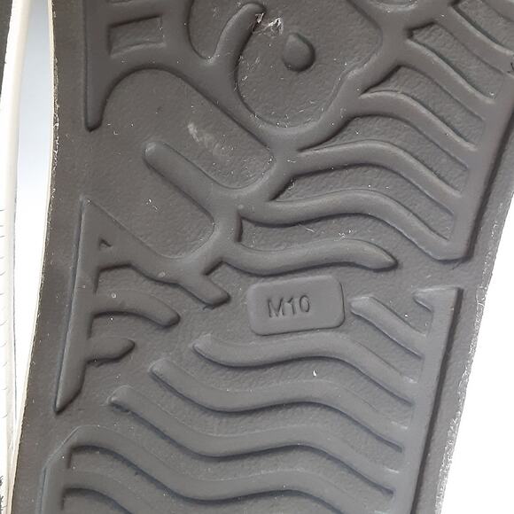 Native Jefferson Disney Mickey Mouse Mens 10 Adult Water Shoes Slip On Sneakers - Picture 10 of 10